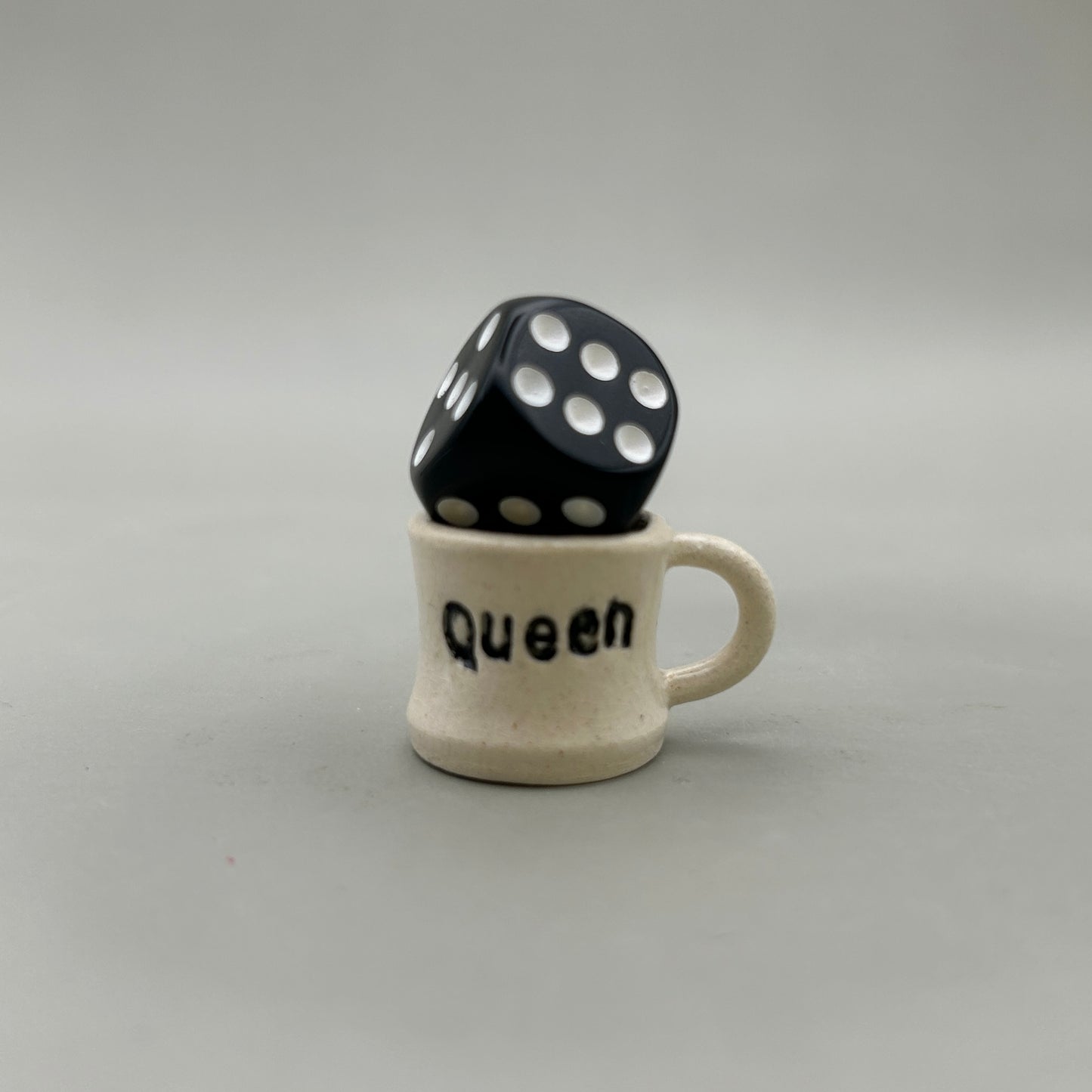 Miniature Mug "Queen"